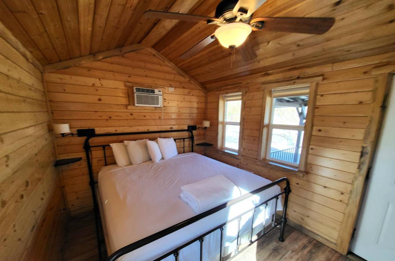 Panamint Springs Motel & Tents 外观 照片