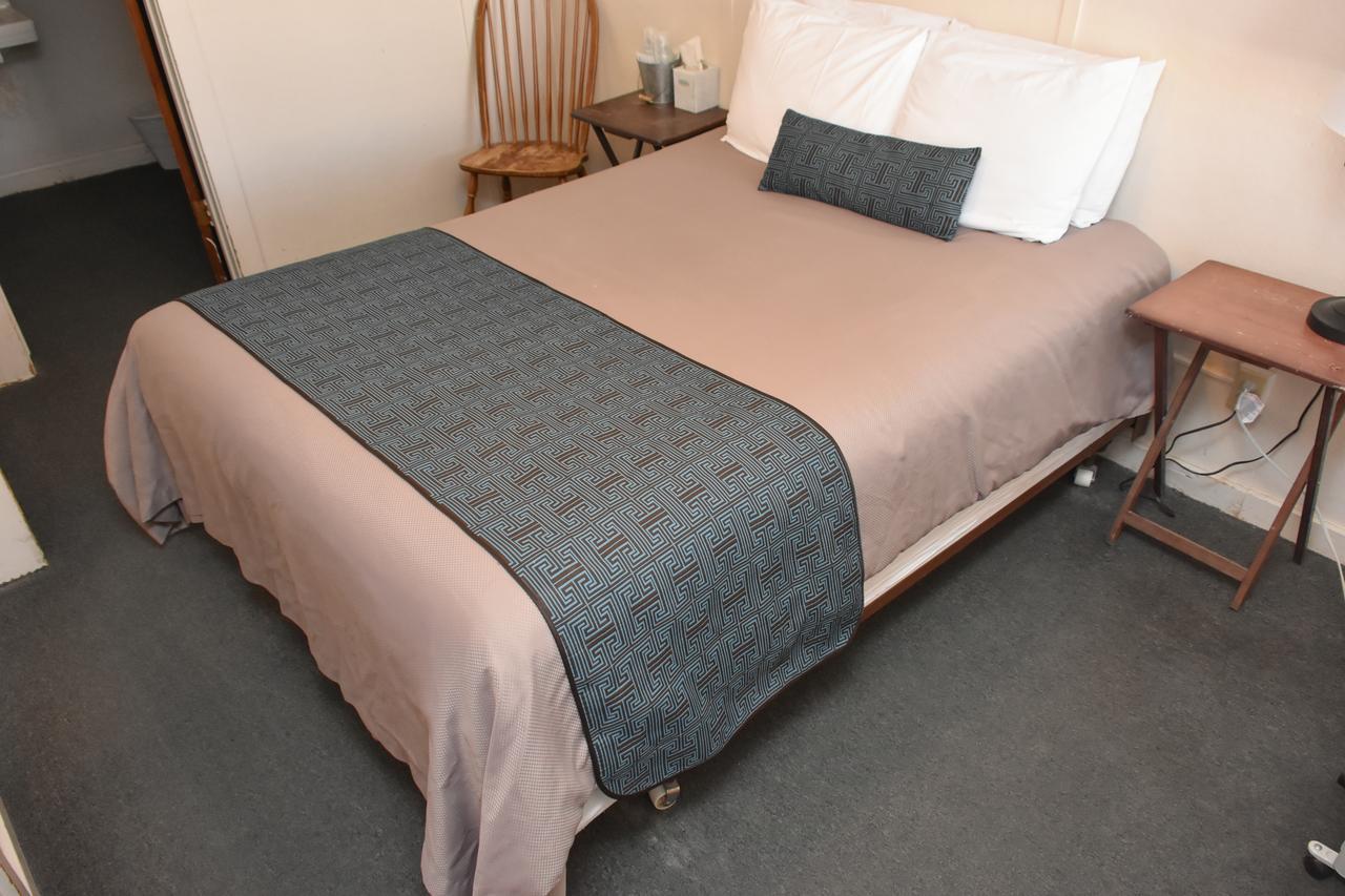 Panamint Springs Motel & Tents 外观 照片