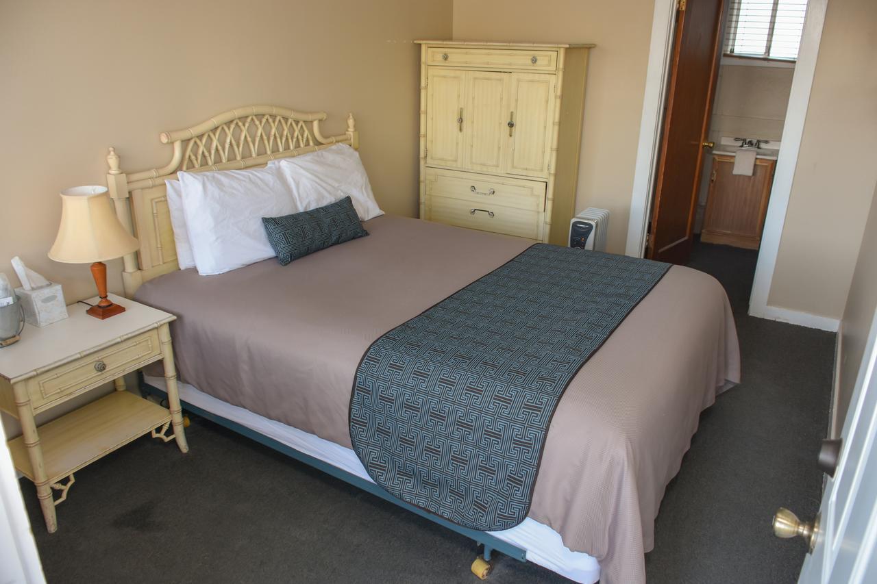 Panamint Springs Motel & Tents 外观 照片