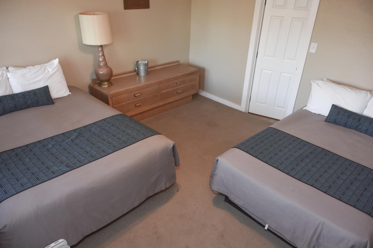Panamint Springs Motel & Tents 外观 照片