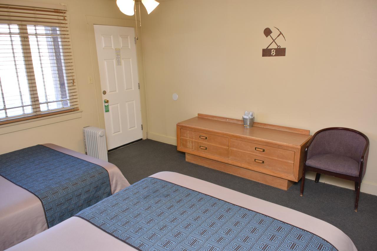 Panamint Springs Motel & Tents 外观 照片